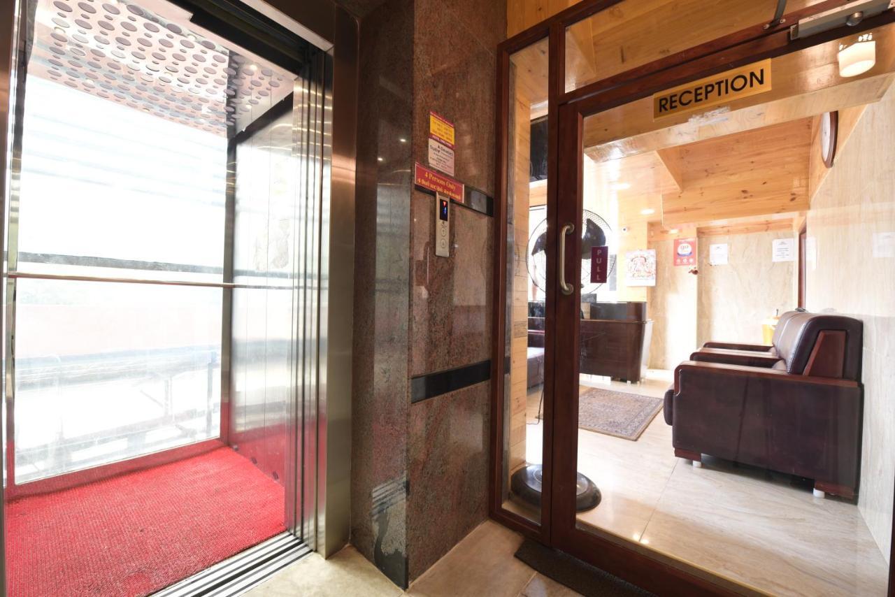 King Park Hotel Pondicherry Exterior foto